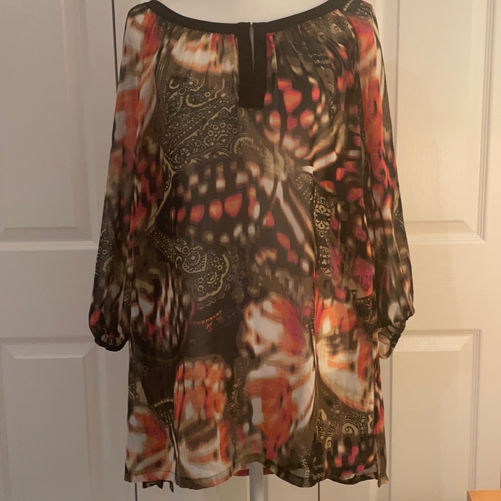East 5th Plus SZ 2X Butterfly Print Semi Sheer Top